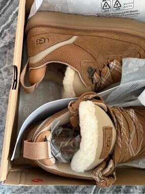 UGG Women's Tan Lace-Up Shearling-Lined Boots Lowmel